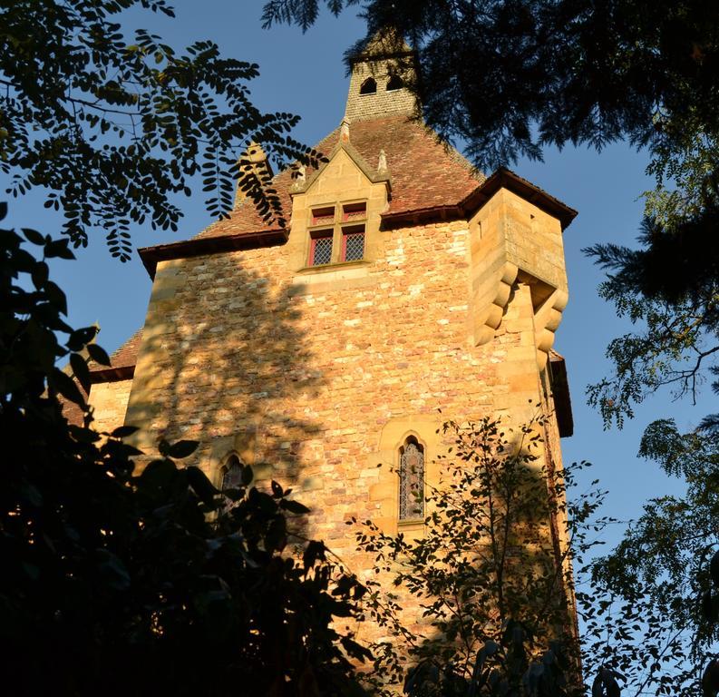 Chateau De Peufeilhoux Vallon-en-Sully Exterior photo